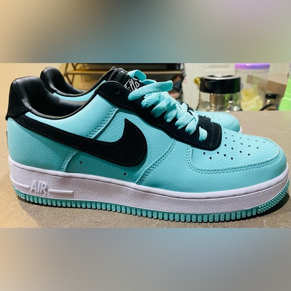 Tiffany Blue Nike Sneakers - Picture 2 of 4